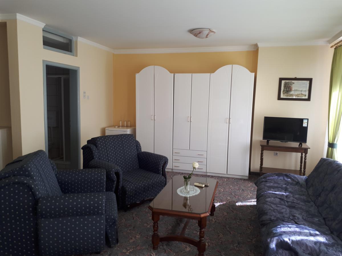 Bac Business Club Selenca Bed & Breakfast エクステリア 写真