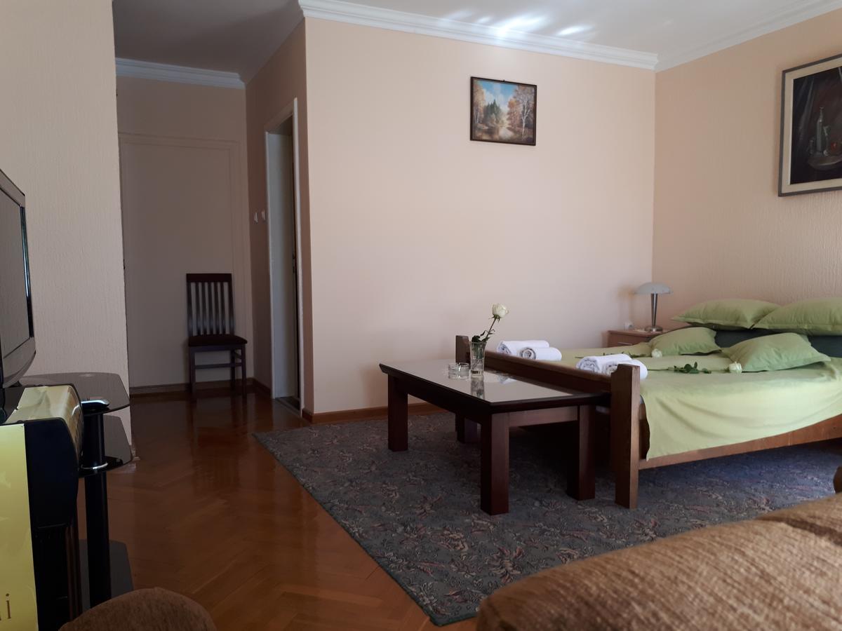 Bac Business Club Selenca Bed & Breakfast エクステリア 写真