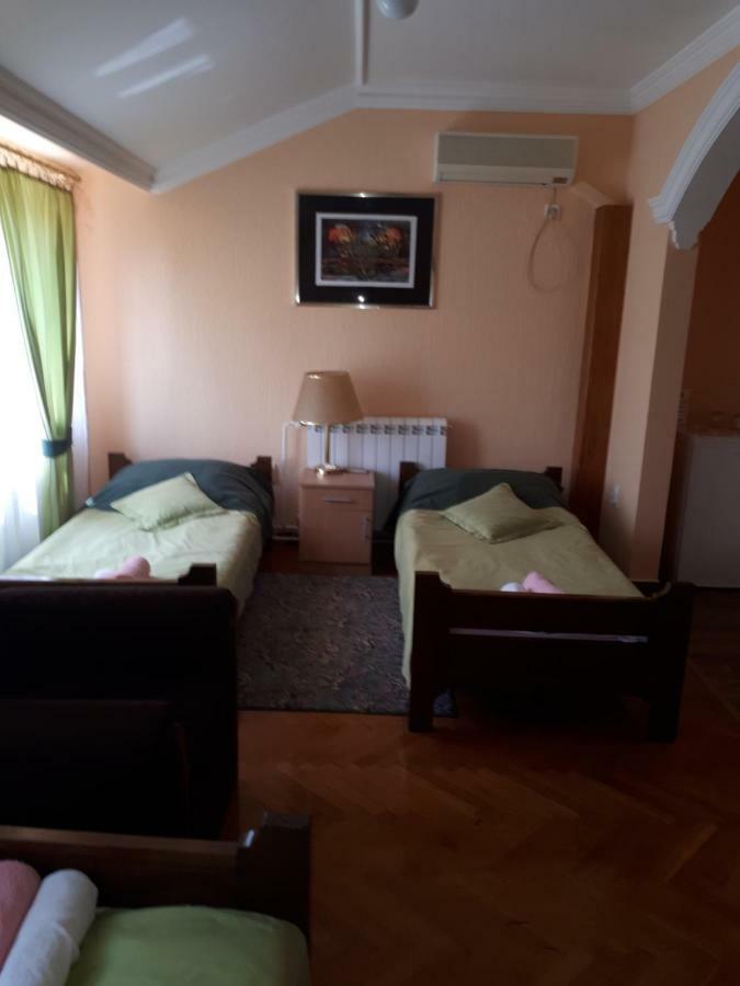 Bac Business Club Selenca Bed & Breakfast エクステリア 写真